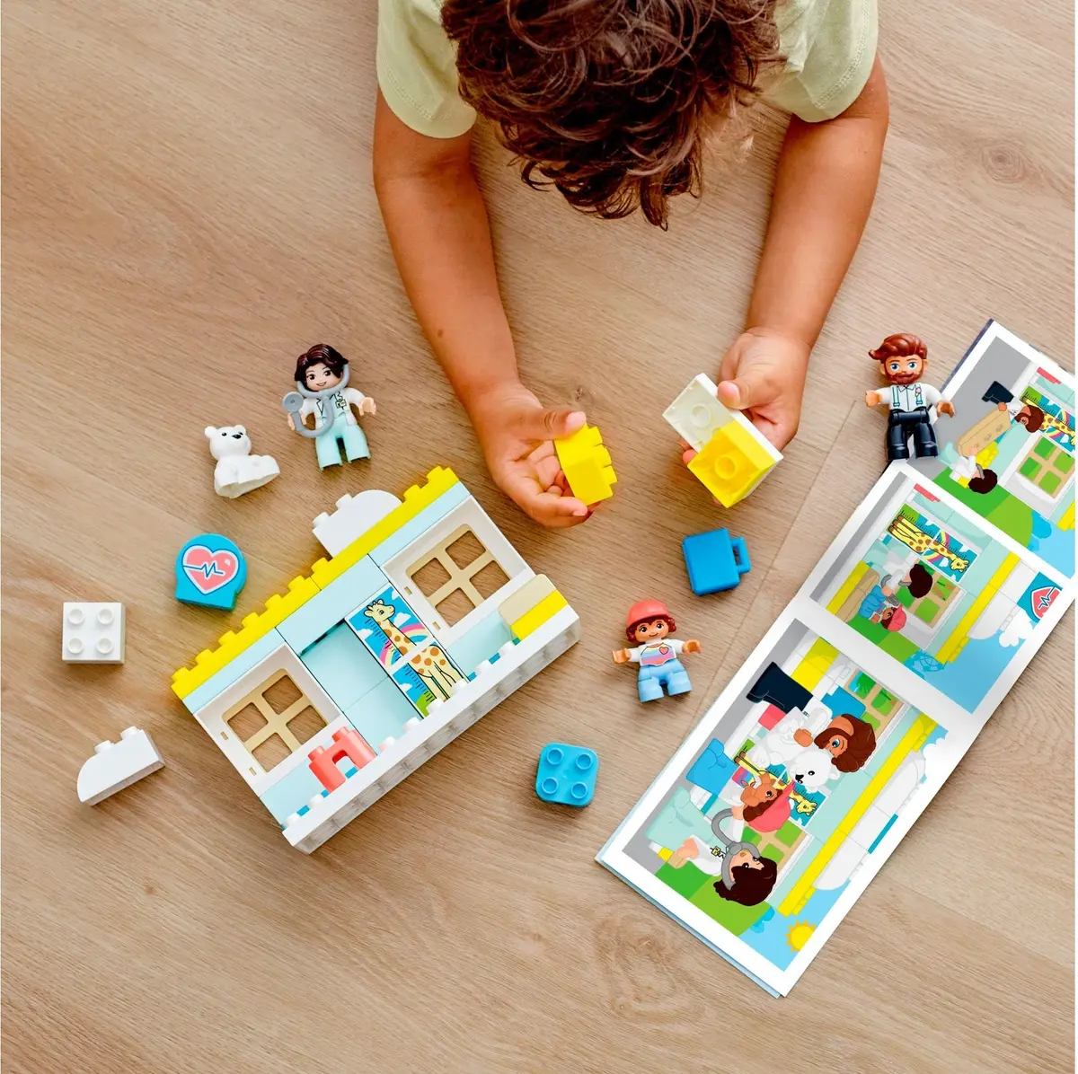 LEGO DUPLO 10968 Doctor Visit set, image 10