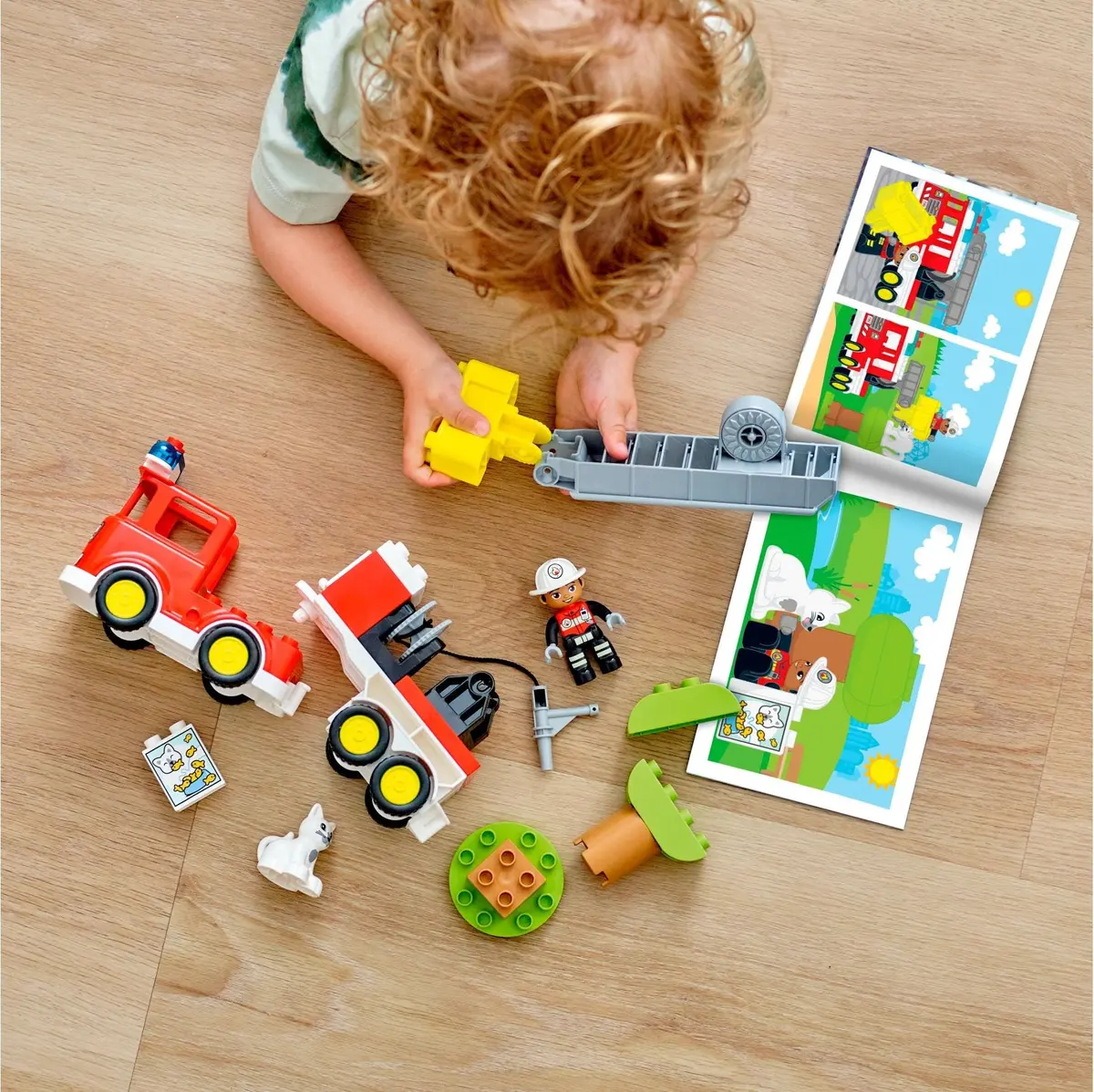 LEGO DUPLO 10969 Fire Truck set, image 7