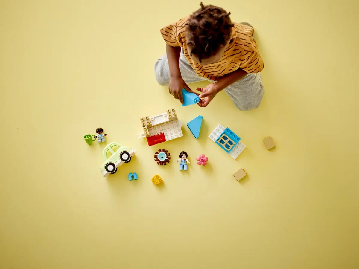 LEGO DUPLO 10986 Family House on Wheels set, image 6