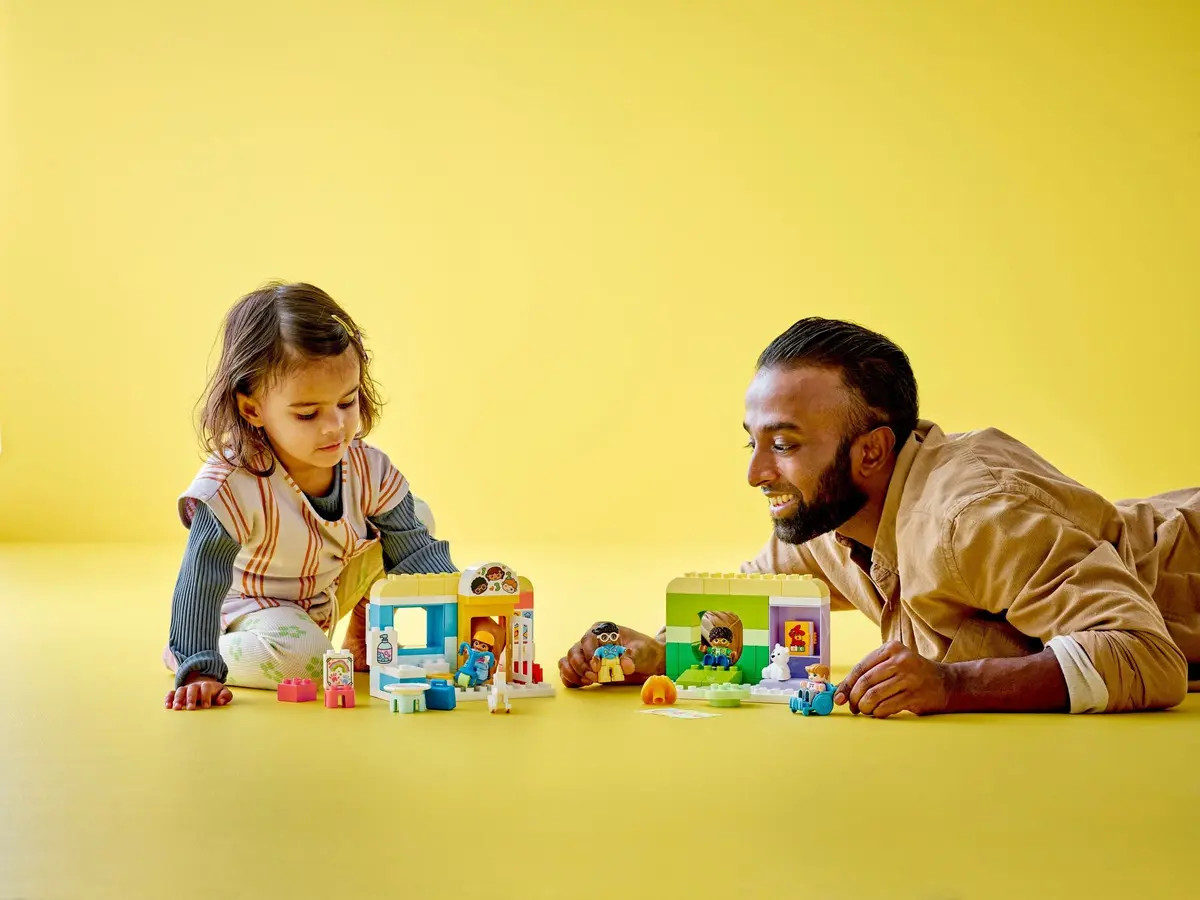 LEGO DUPLO 10992 Life at the Day-Care Centre set, image 6