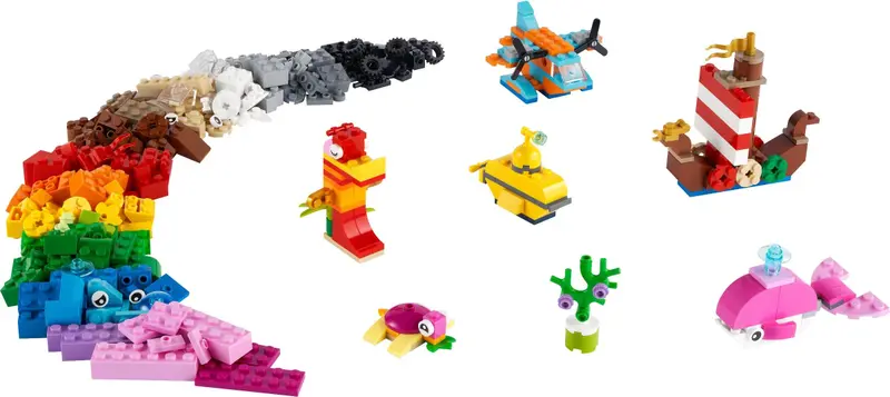 LEGO Classic 11018 Creative Ocean Fun set