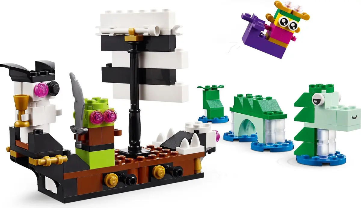 LEGO Classic 11033 Creative Fantasy Universe set, image 4