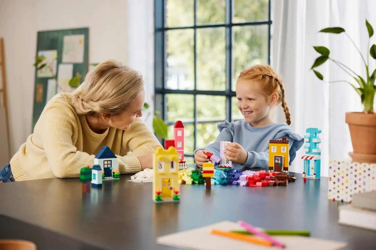 LEGO Classic 11035 Creative Houses set, image 4