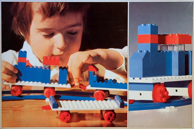 LEGO Trains 111 Starter Train Set without Motor set