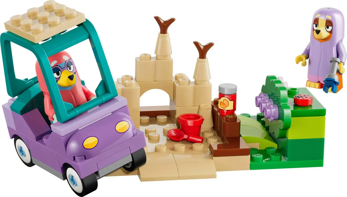 LEGO Bluey 11216 Grannies with Bingo and Bluey set, image 9