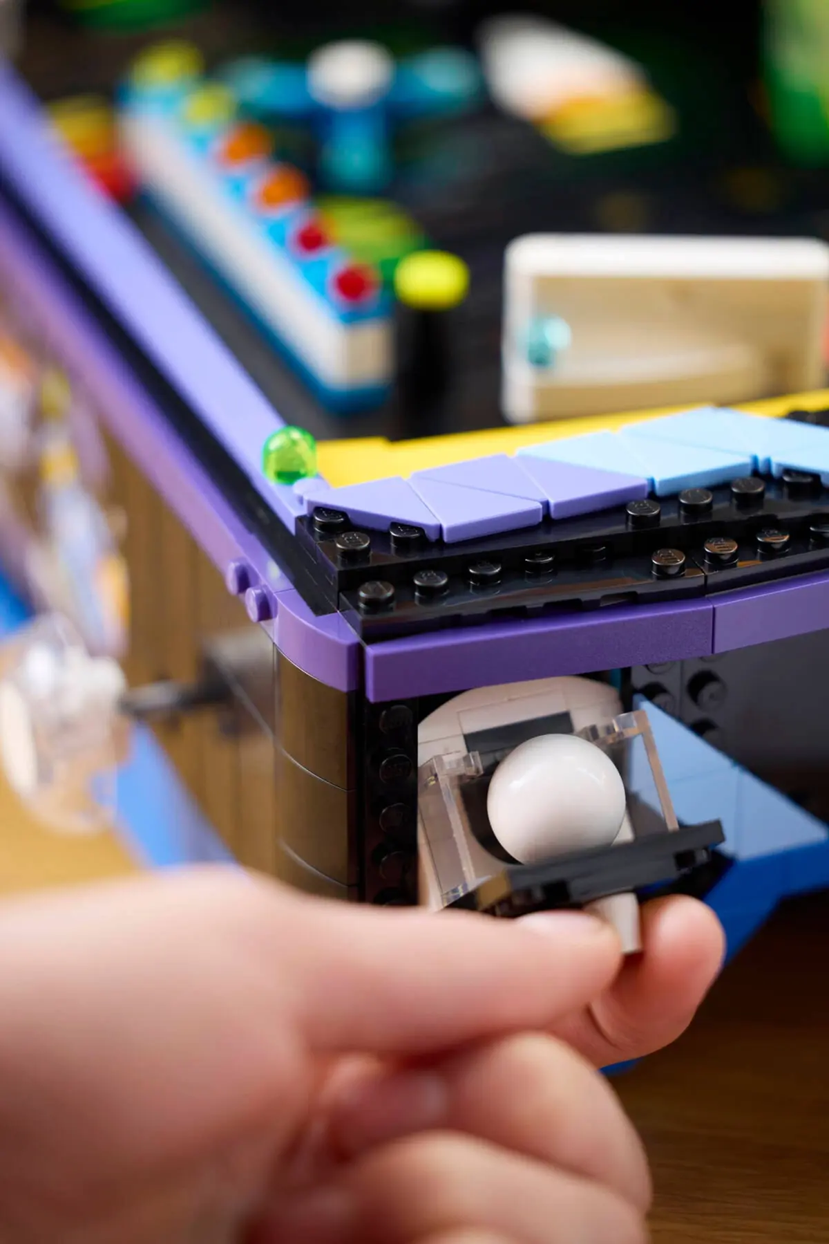 LEGO Icons 11374 Arcade Pinball Machine set, image 11