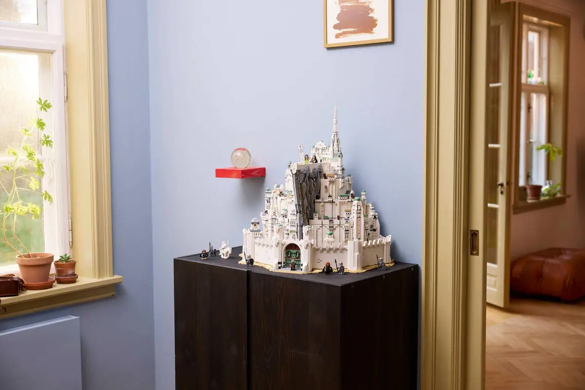 LEGO Icons 11377 The Lord of the Rings: Minas Tirith set, image 17