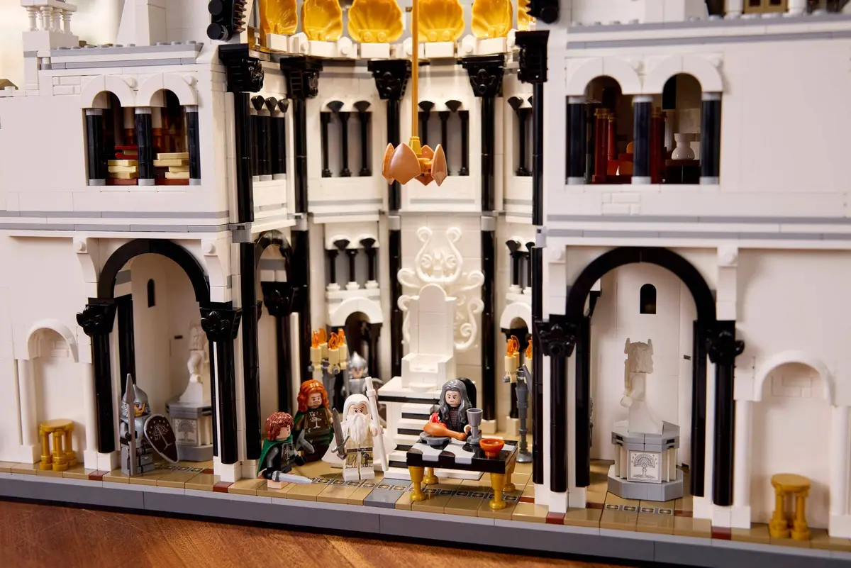 LEGO Icons 11377 The Lord of the Rings: Minas Tirith set, image 10