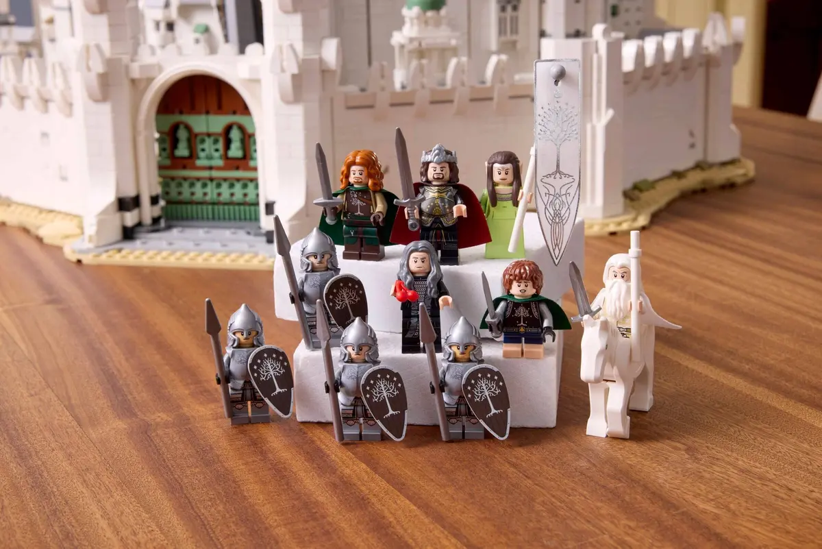 LEGO Icons 11377 The Lord of the Rings: Minas Tirith set, image 13