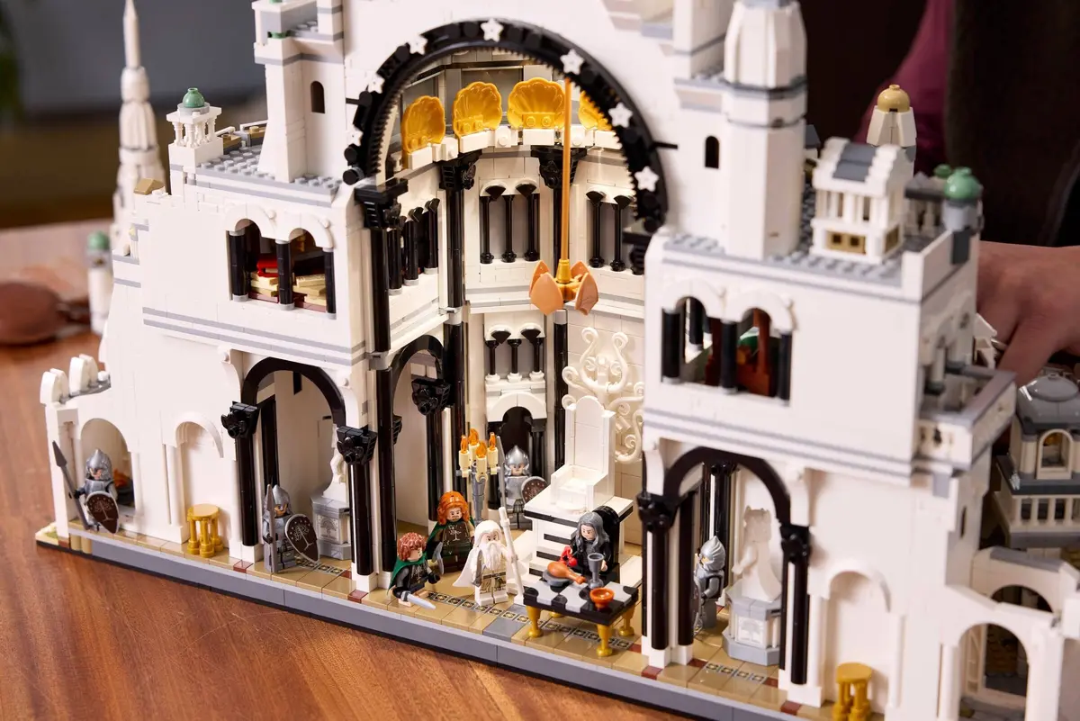 LEGO Icons 11377 The Lord of the Rings: Minas Tirith set, image 11
