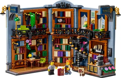LEGO Icons 11379 Bookshop: Book Nook set