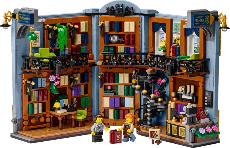 LEGO Icons 11379 Bookshop: Book Nook set