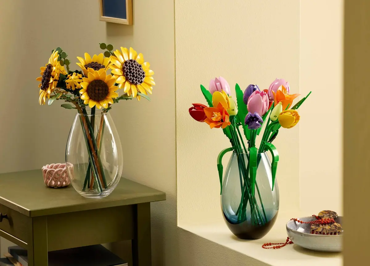 LEGO Botanicals 11502 Sunflower Bouquet set, image 2