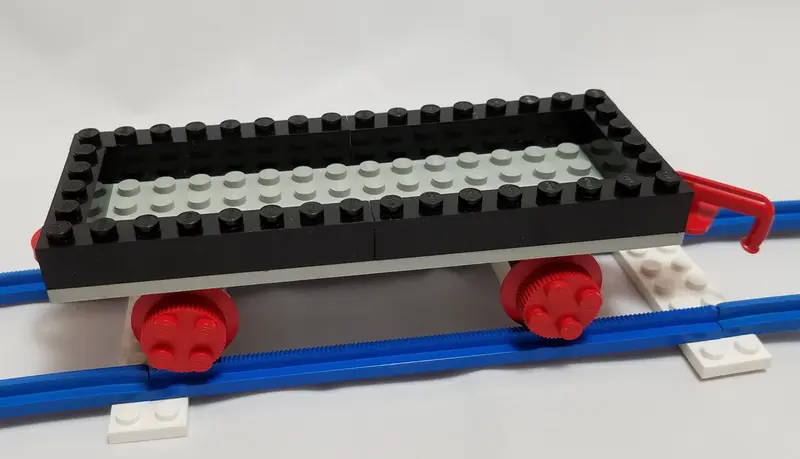 LEGO Samsonite 116 Deluxe Motorized Train Set set, image 2