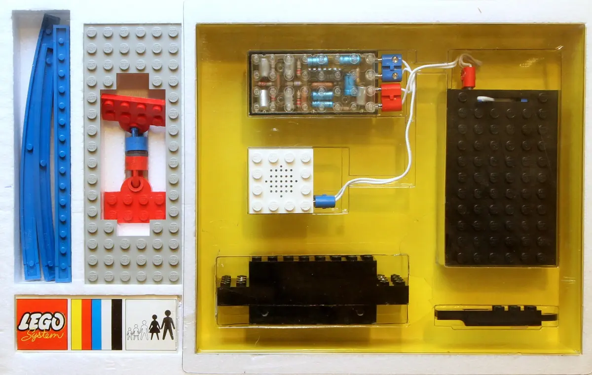 LEGO Trains 118 Electronic Train set