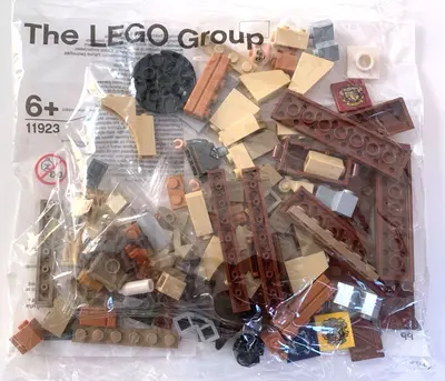 LEGO Harry Potter 11923 Harry Potter: Build Your Own Adventure parts set