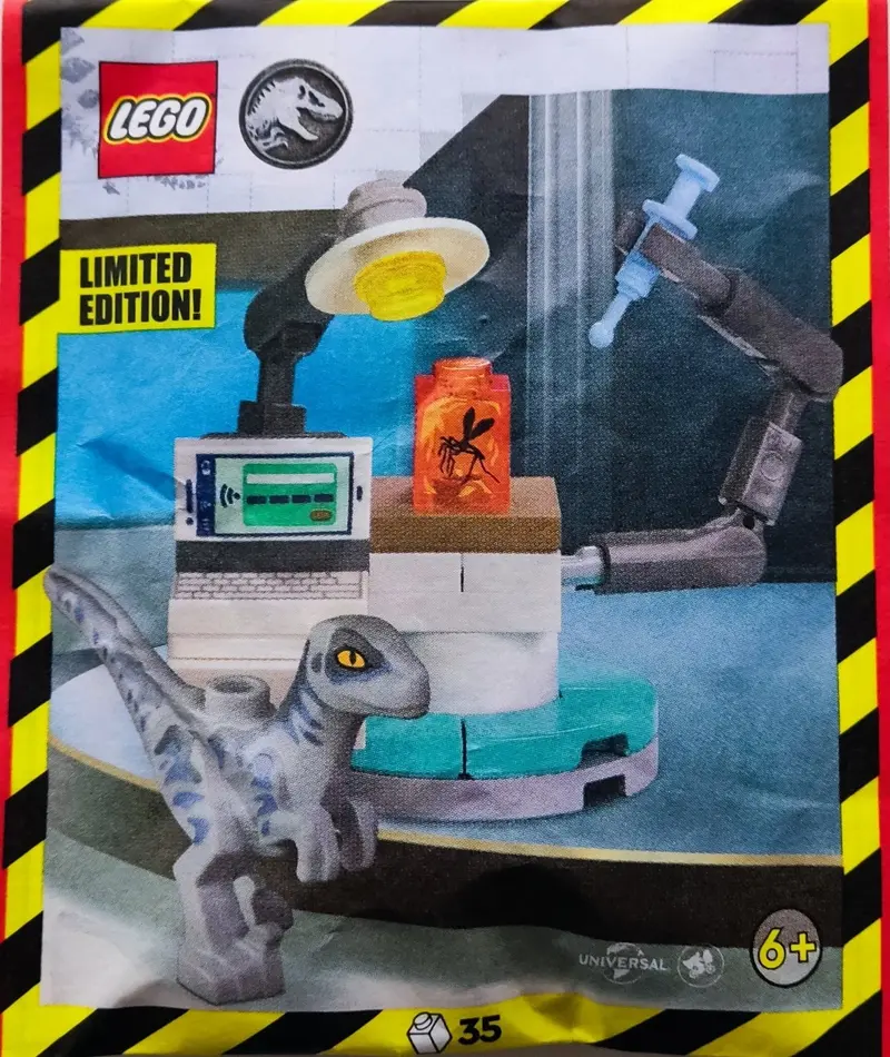 LEGO Jurassic World 122405 Velociraptor Baby with DNA Lab set