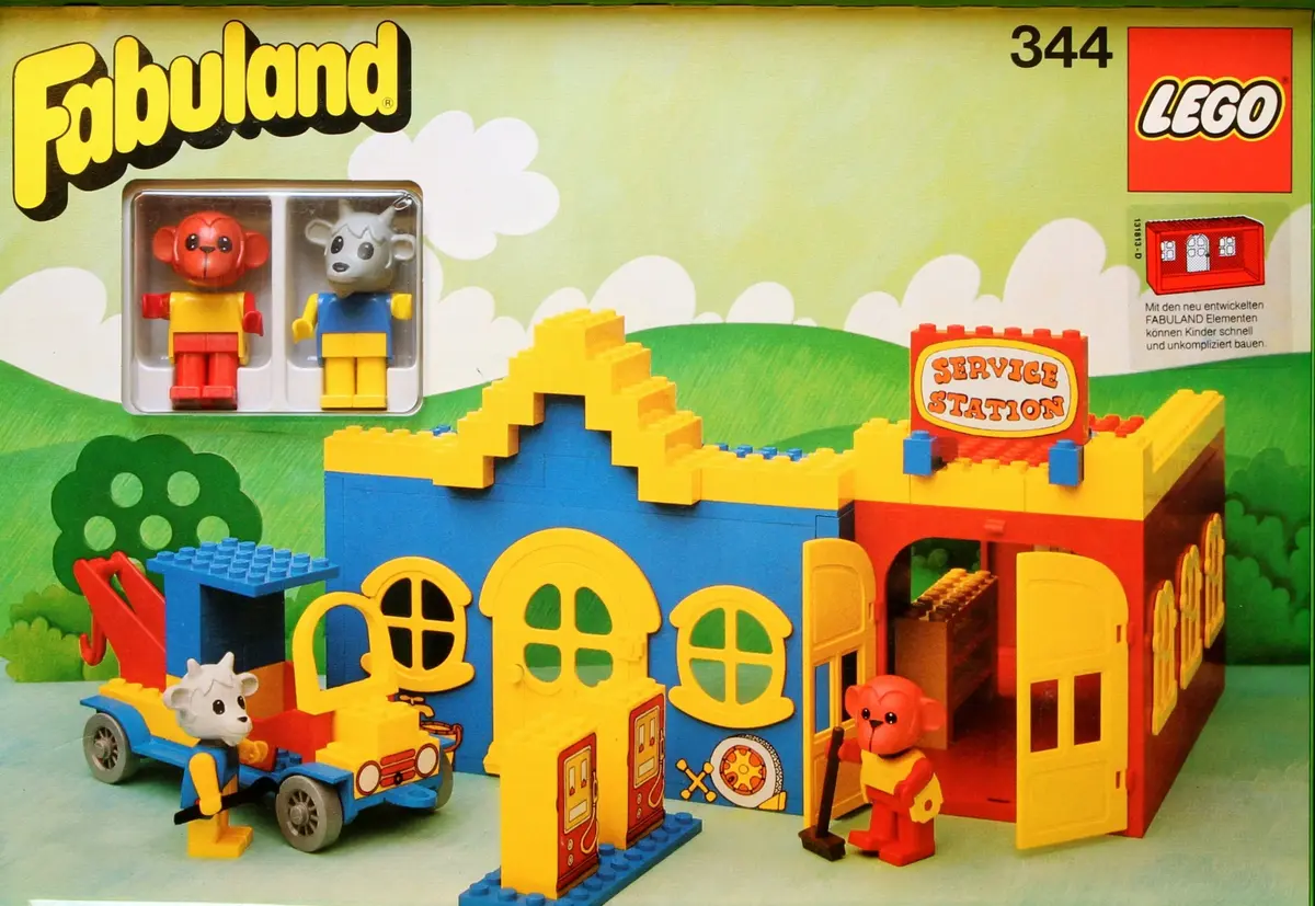 LEGO Fabuland 134 Service Station set