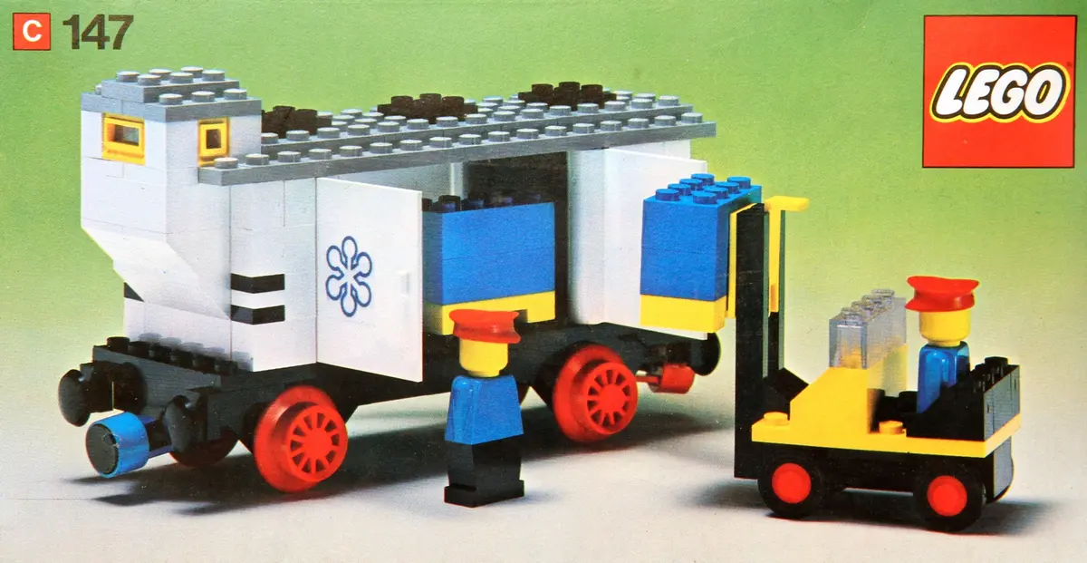 LEGO Trains 147 Refrigerated Wagon set