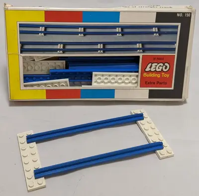 LEGO Samsonite 150 Straight Train Track set