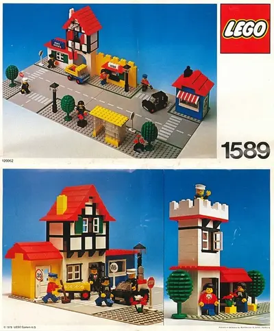 LEGO Town 1589 Town Square set