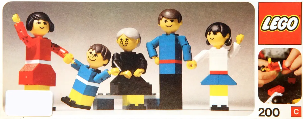 LEGO Building Set with People 200 LEGO Family set