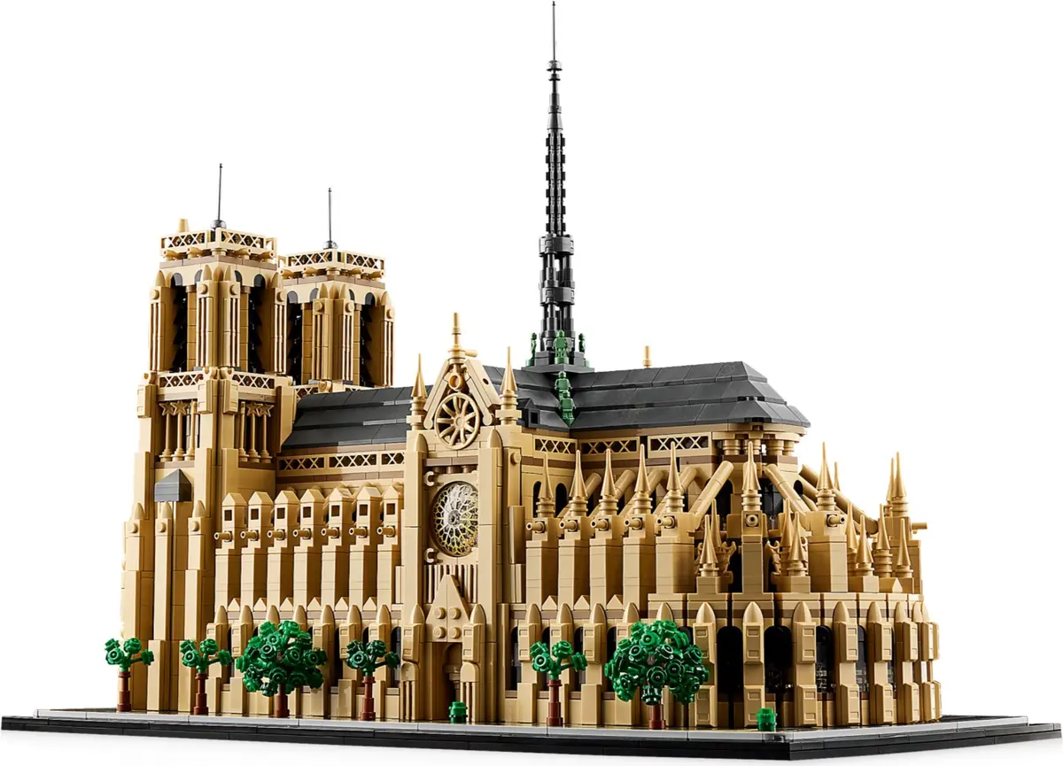 LEGO Architecture 21061 Notre-Dame de Paris set, image 2