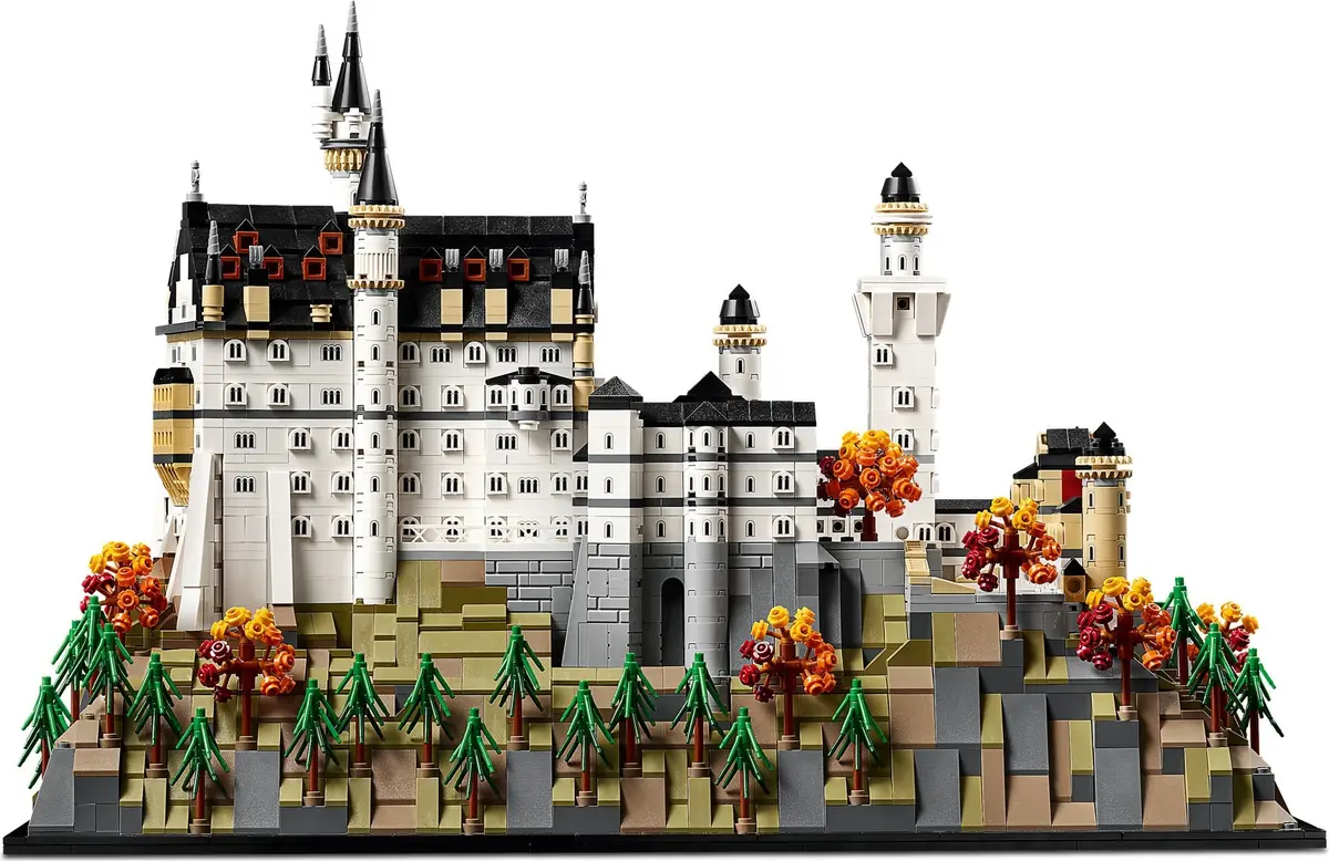 LEGO Architecture 21063 Neuschwanstein Castle set, image 12