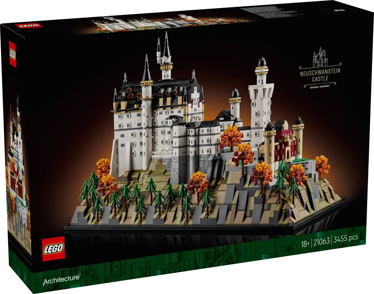 LEGO Architecture 21063 Neuschwanstein Castle set, image 3