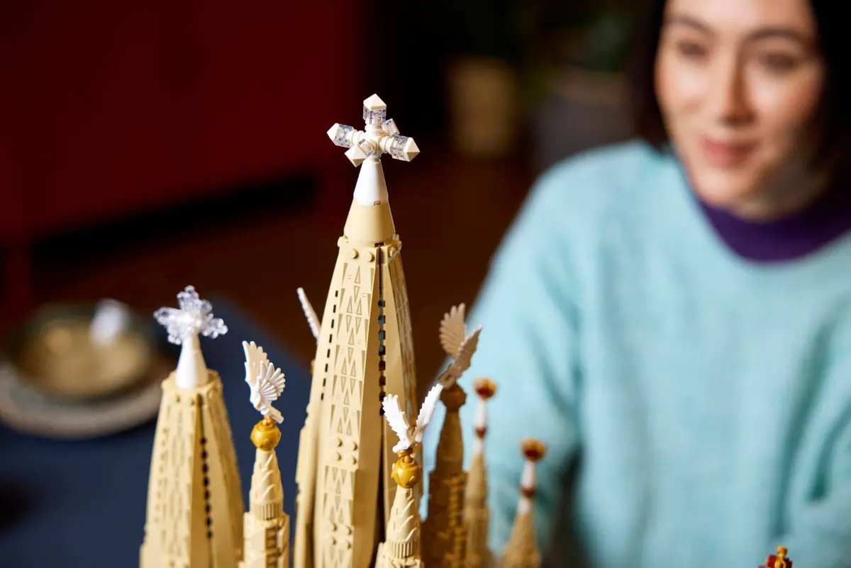 LEGO Architecture 21065 Sagrada Família set, image 23