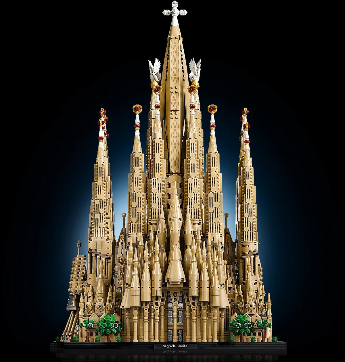 LEGO Architecture 21065 Sagrada Família set, image 7