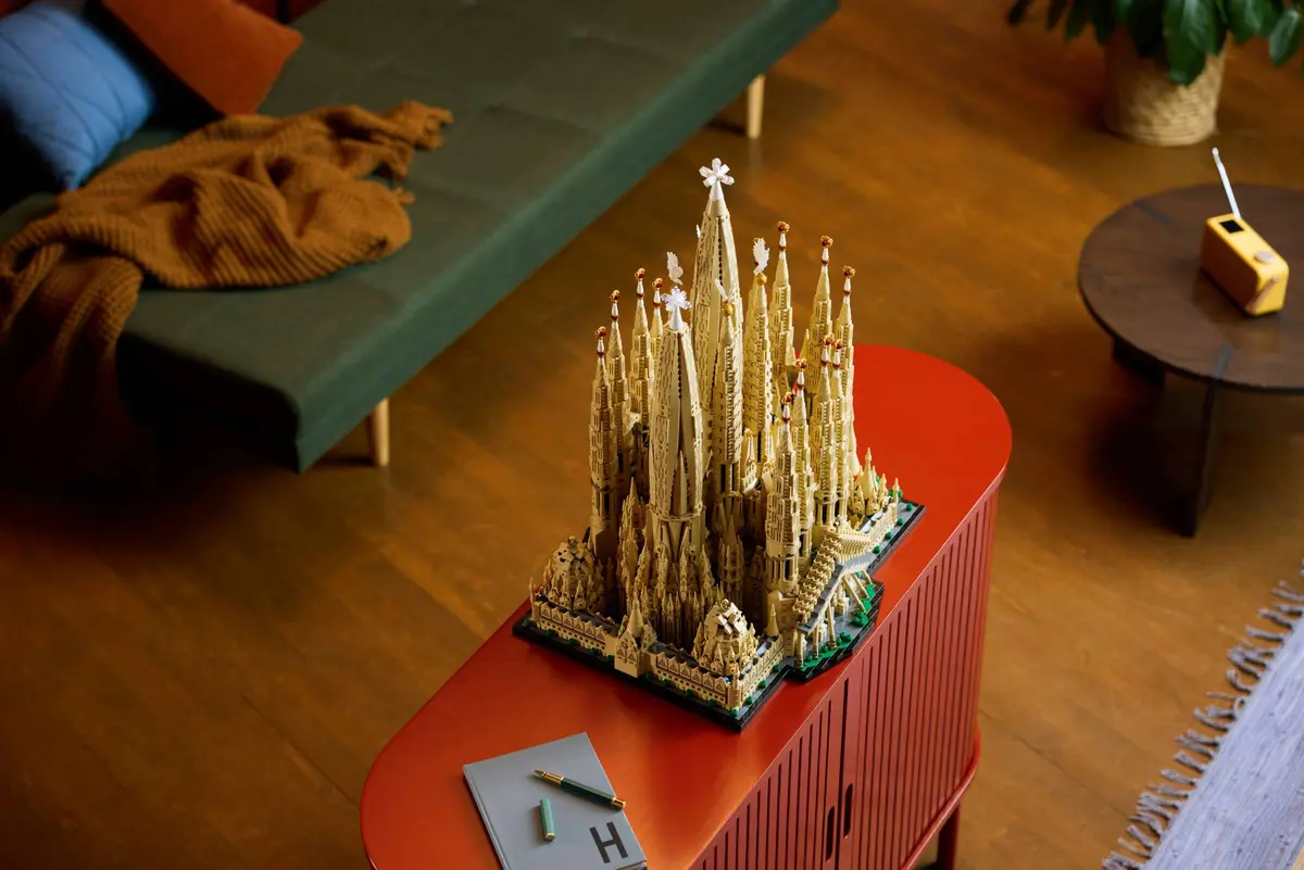 LEGO Architecture 21065 Sagrada Família set, image 29
