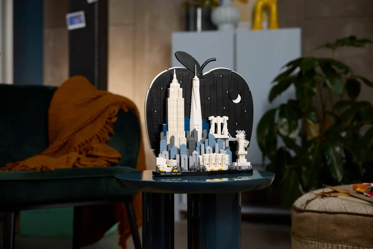 LEGO Architecture 21066 New York City – The Big Apple set, image 9