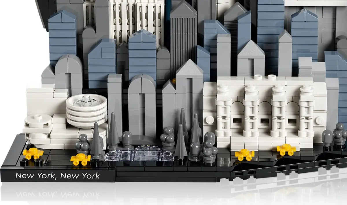 LEGO Architecture 21066 New York City – The Big Apple set, image 14