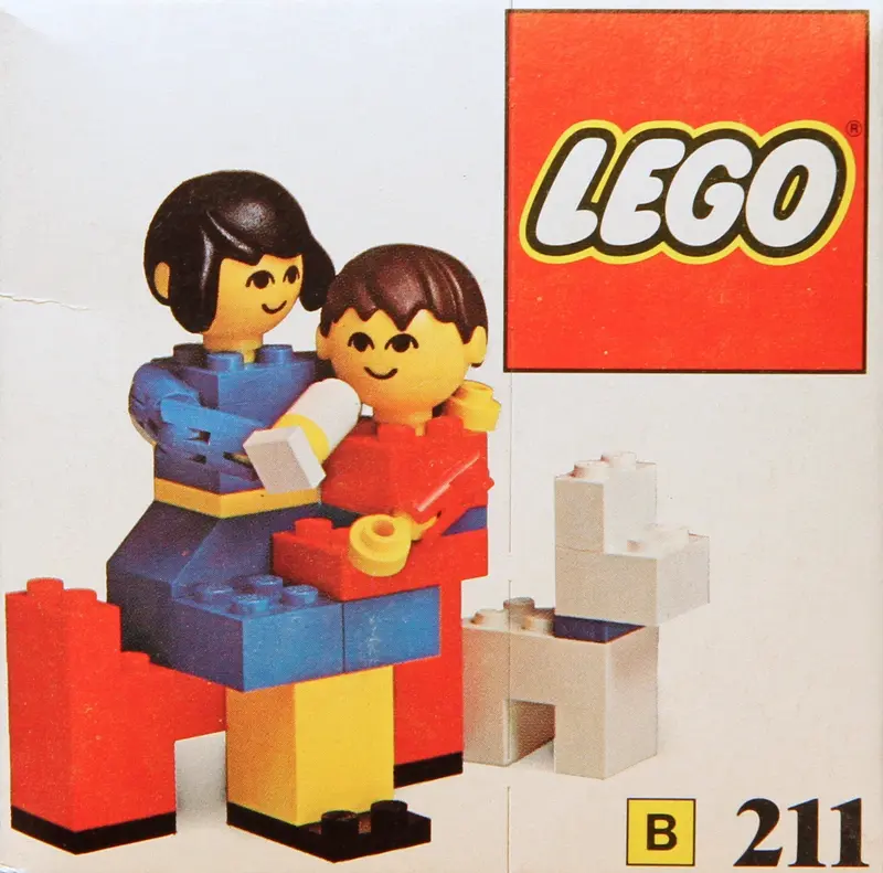 LEGO Building Set with People 211 Mother and baby with dog set