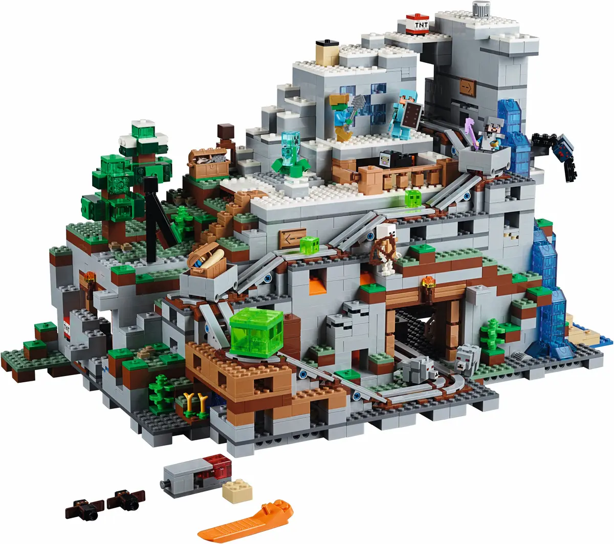 LEGO Minecraft 21137 The Mountain Cave set