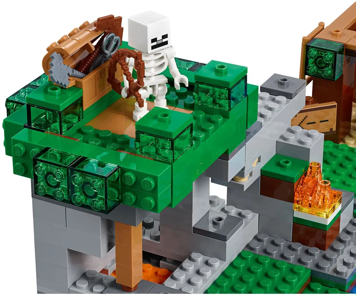 LEGO Minecraft 21146 The Skeleton Attack set, image 6