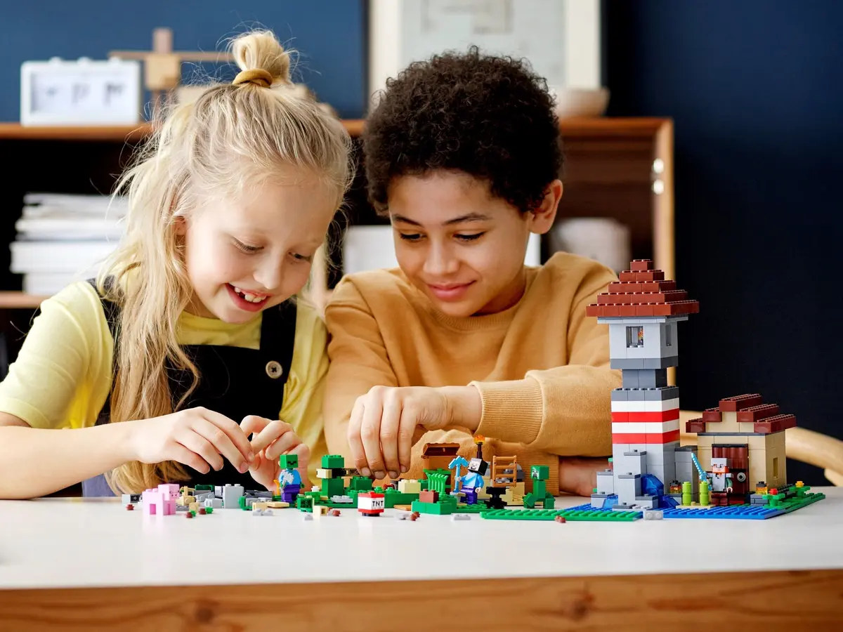 LEGO Minecraft 21161 The Crafting Box 3.0 set, image 12