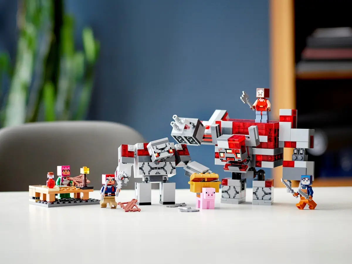 LEGO Minecraft 21163 The Redstone Battle set, image 9