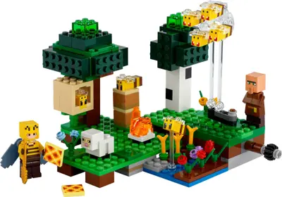 LEGO Minecraft 21165 The Bee Farm set