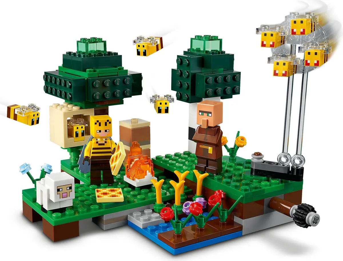 LEGO Minecraft 21165 The Bee Farm set, image 7
