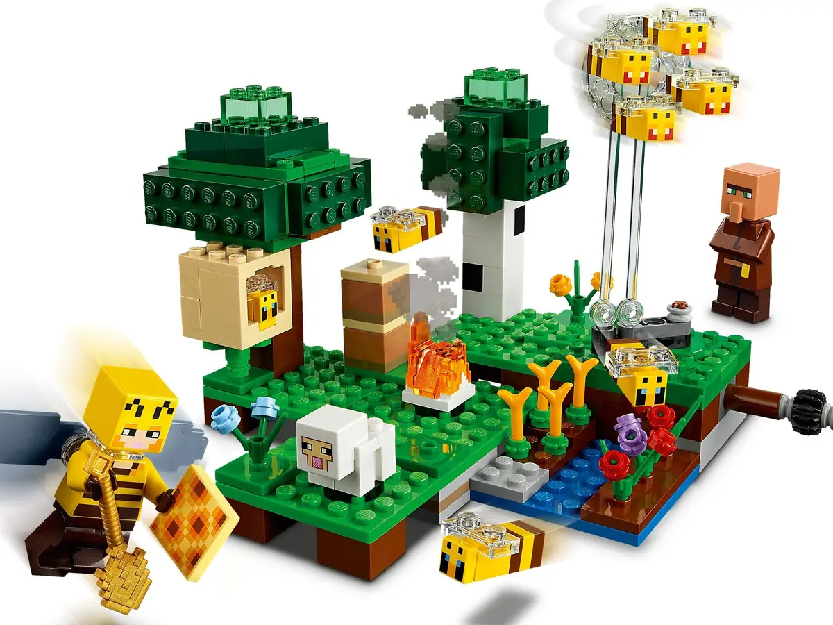 LEGO Minecraft 21165 The Bee Farm set, image 6