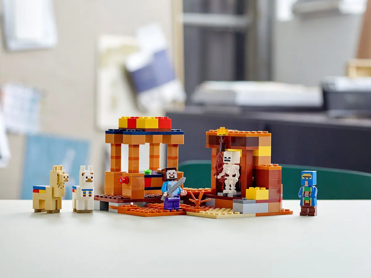 LEGO Minecraft 21167 The Trading Post set, image 3