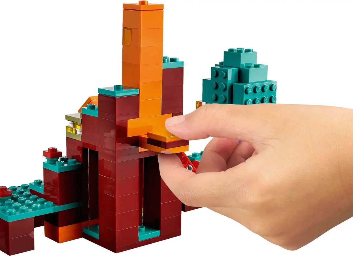 LEGO Minecraft 21168 The Warped Forest set, image 11