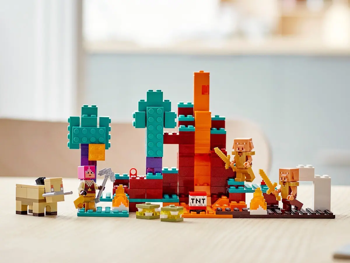 LEGO Minecraft 21168 The Warped Forest set, image 6