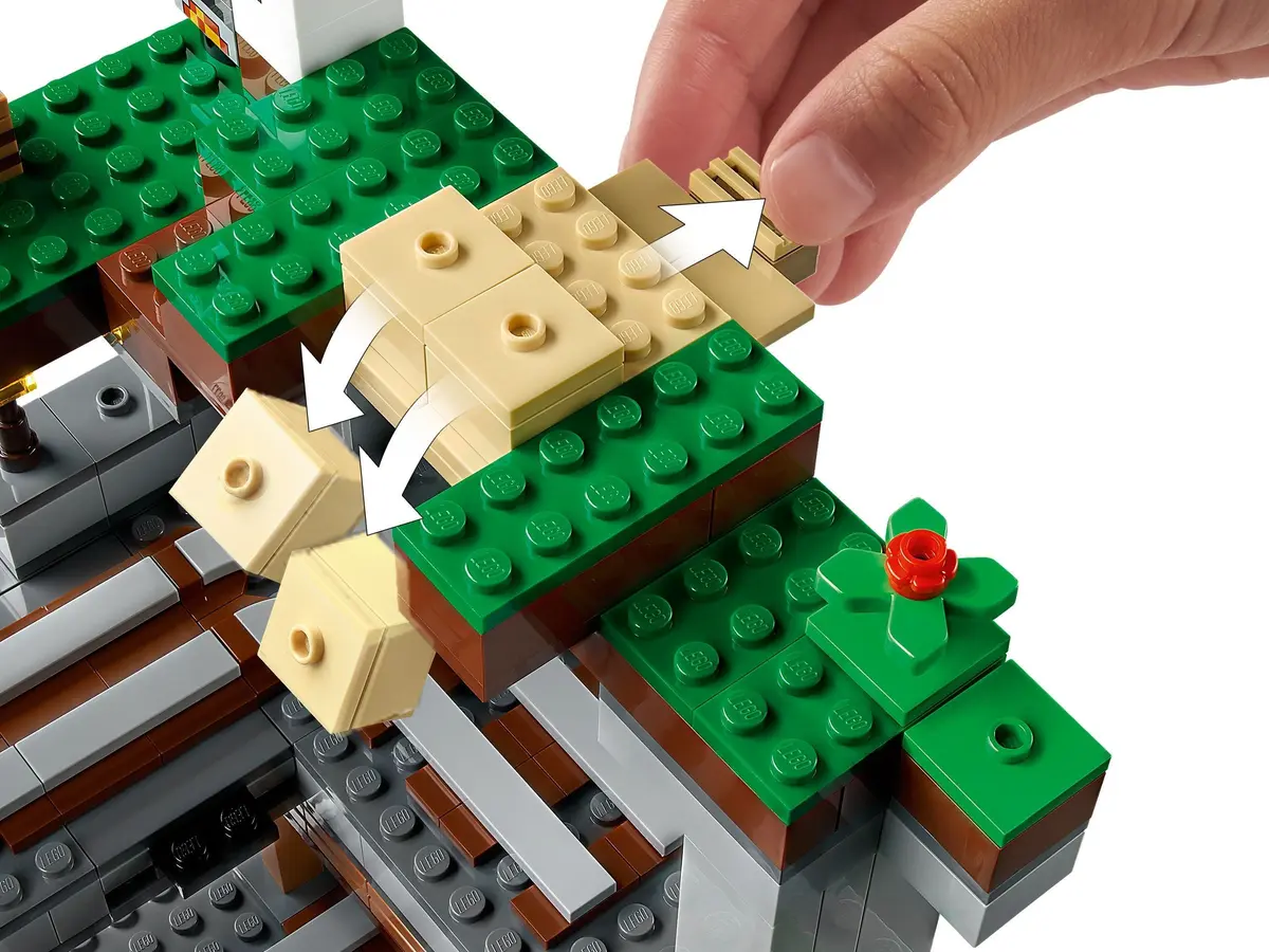 LEGO Minecraft 21169 The First Adventure set, image 11