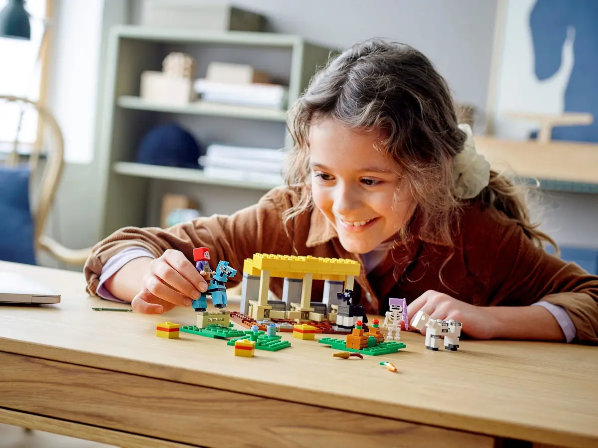 LEGO Minecraft 21171 The Horse Stable set, image 9