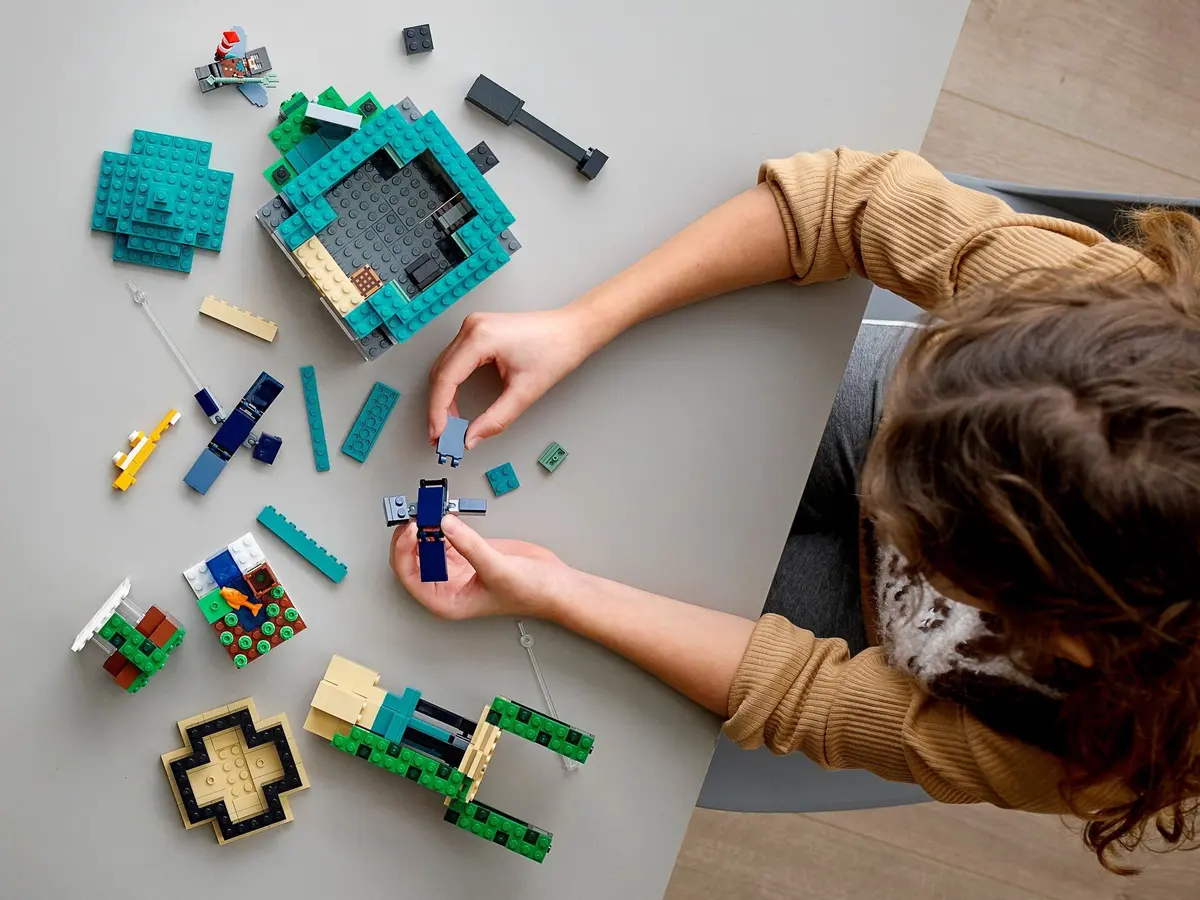 LEGO Minecraft 21173 The Sky Tower set, image 12