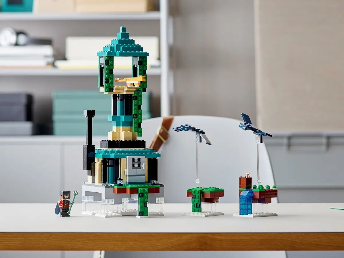 LEGO Minecraft 21173 The Sky Tower set, image 4