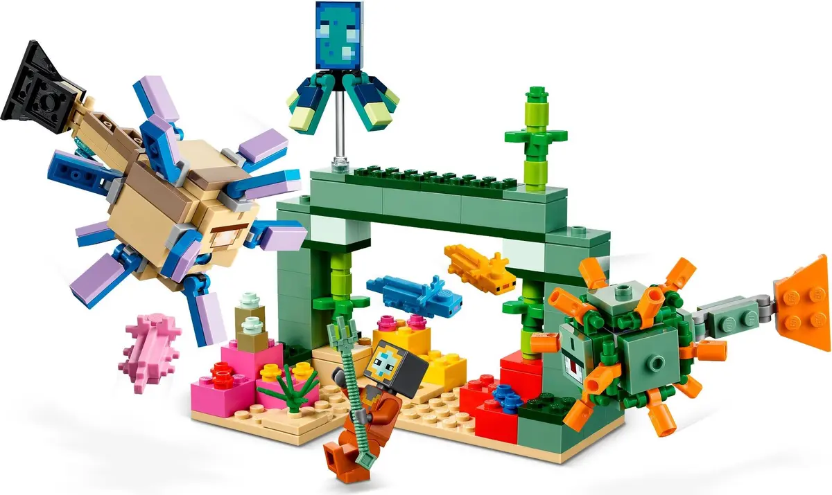 LEGO Minecraft 21180 The Guardian Battle set, image 3